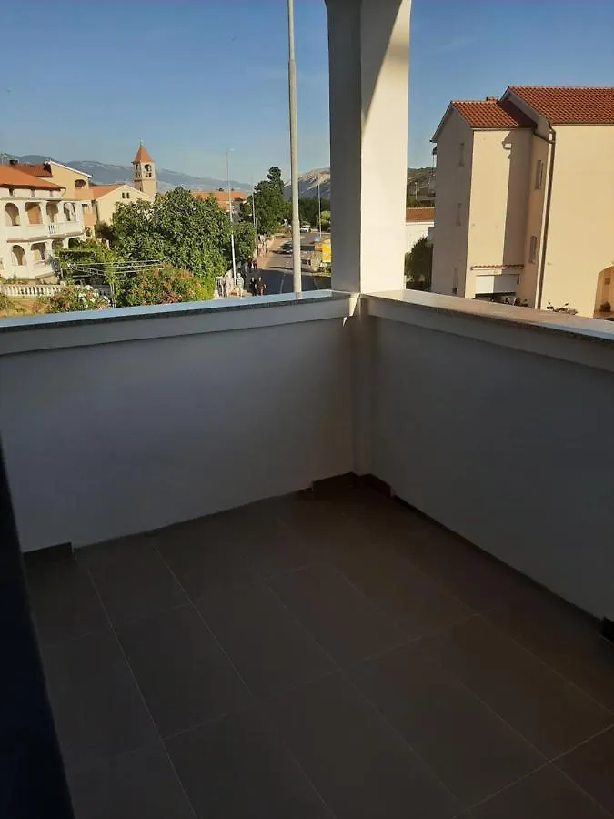 Apartment Apartman Mate Lopar Croatia